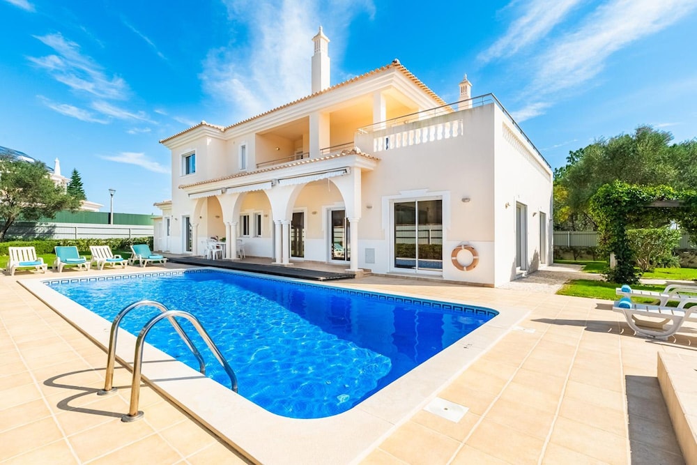 Villa Coute Real in Quarteira
