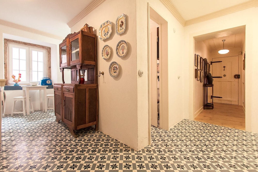 Bairro Alto Vintage by Homing