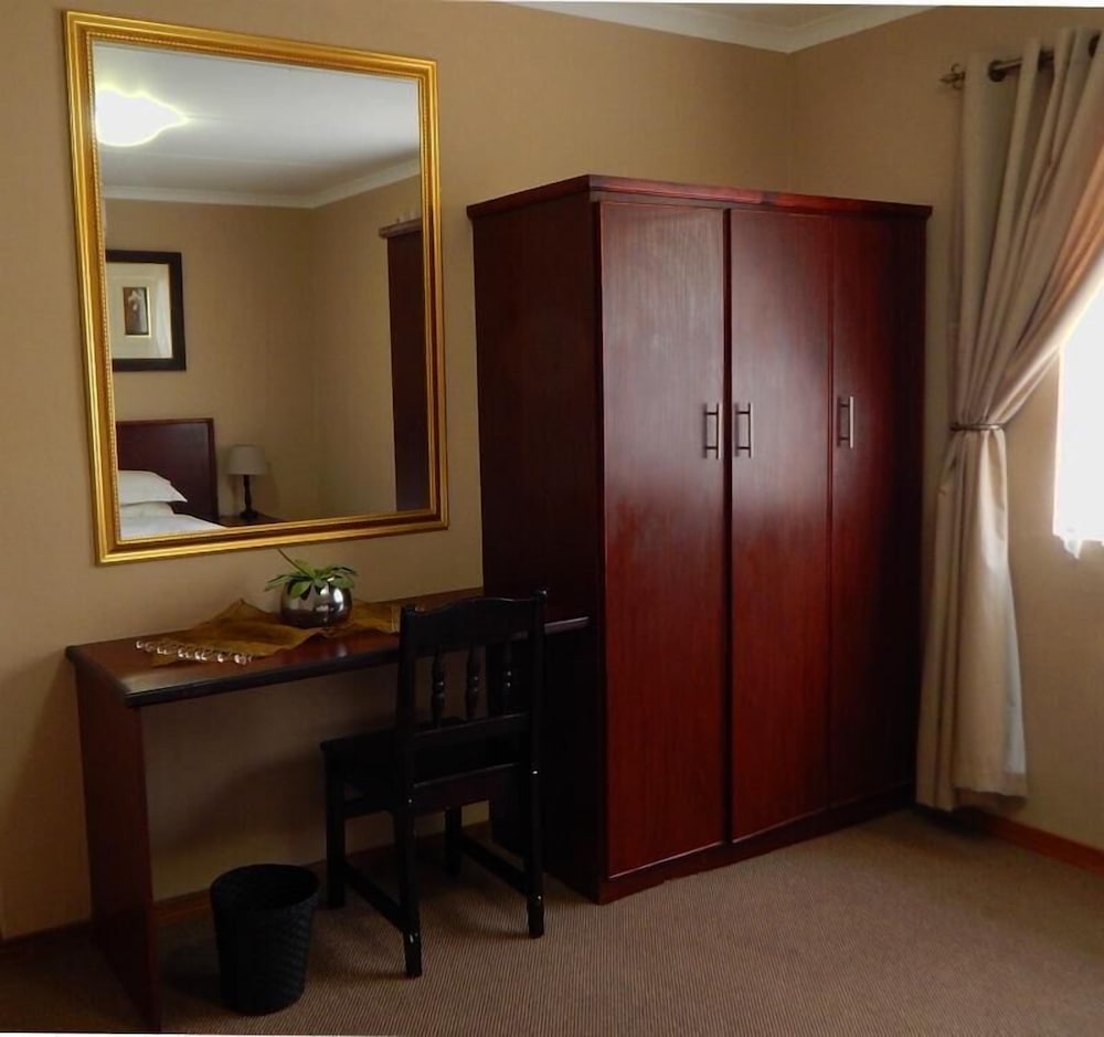 Oak Rest Guesthouse