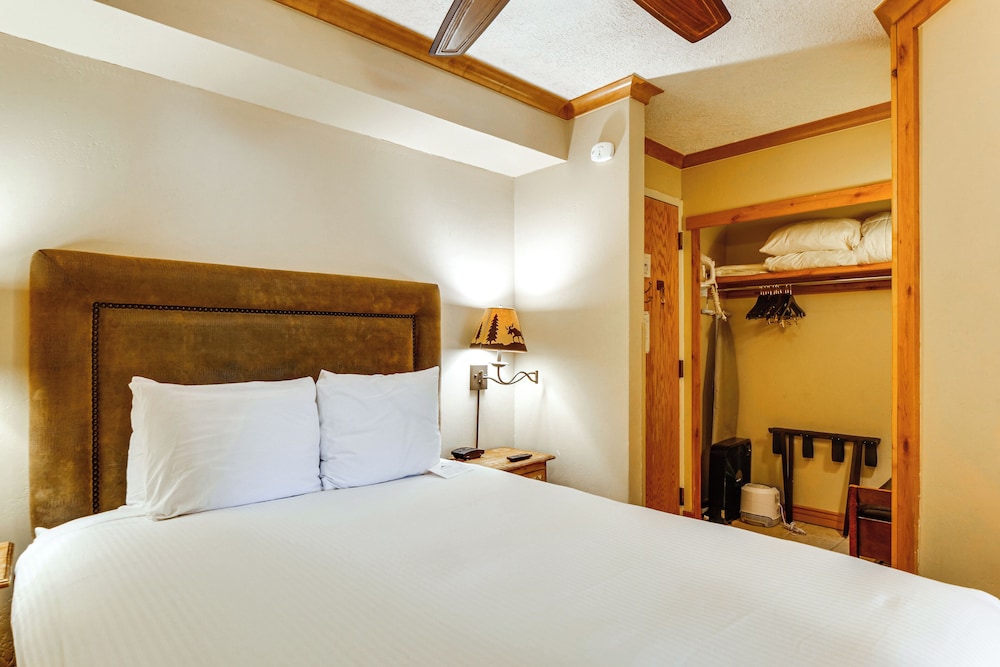 48 Steps to Ski Lift: Breck Suite w/ Resort Perks!