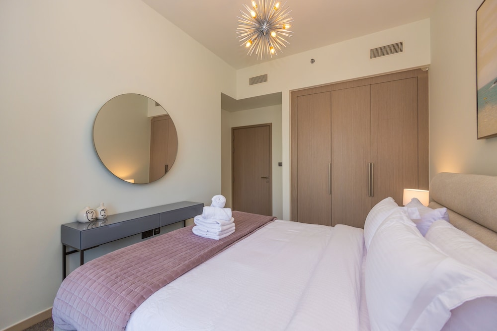 Amazing 3BR Burj Khalifa & Fountain View