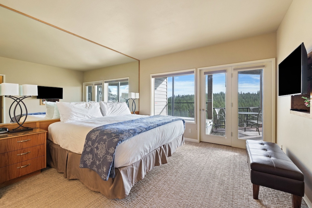 River Ridge 323ab 2 Bedroom Home