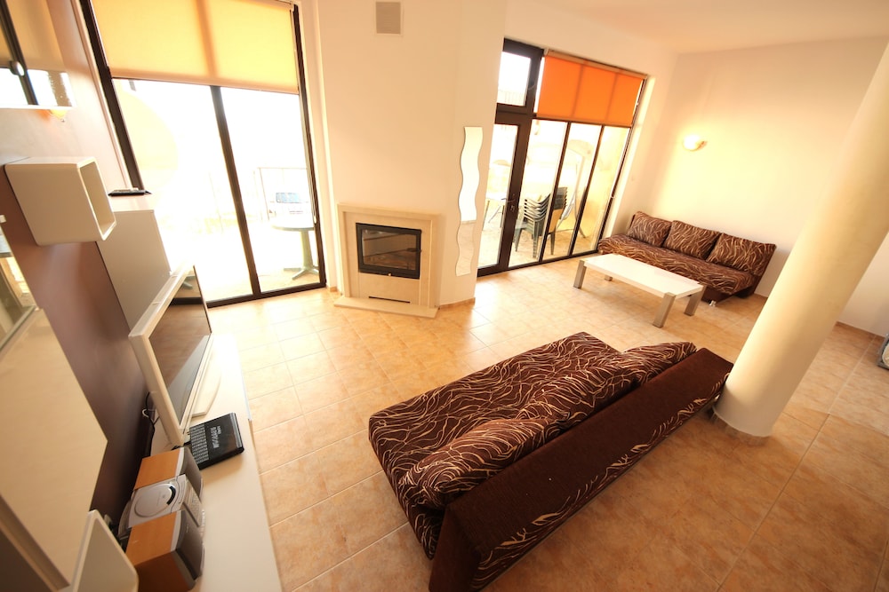 Menada Sunny Hill