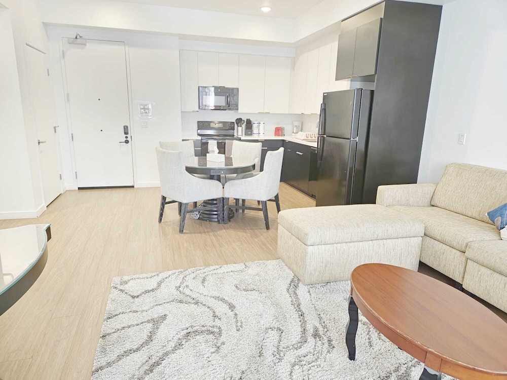 Premier Apts in Vibrant Downtown LA