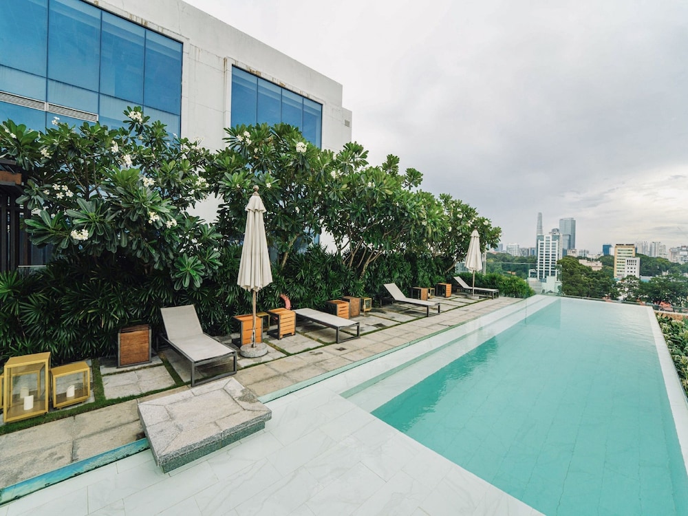 Serenity Luxury Private Pool Villas - Free One Way Airport Shuttle