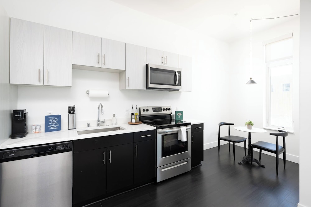 550 W Juneau