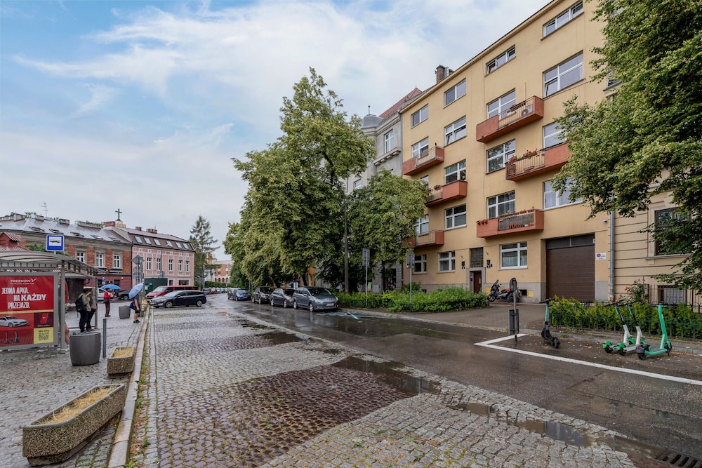 Studio Rynek Dębnicki by Renters view 3