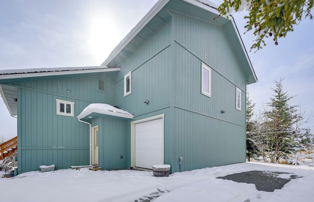 Scenic & Cozy 'sweet Northern Comfort' in Homer!