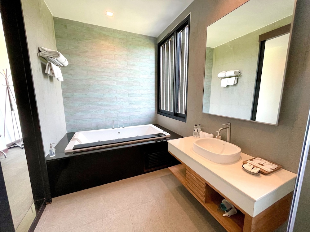 Zensala Riverpark Resort
