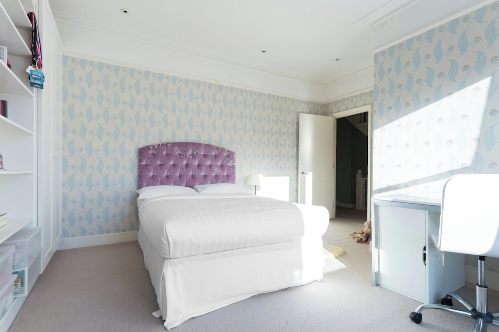 Poplar Grove by Onefinestay