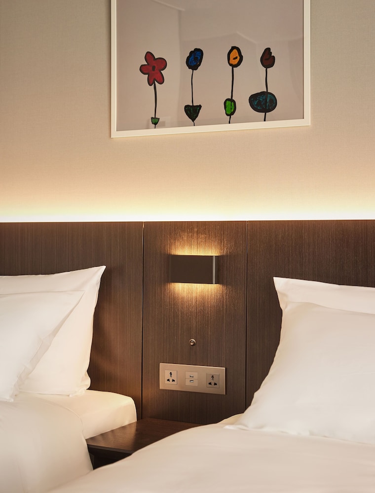 HOMES Stay MyeongDong 8