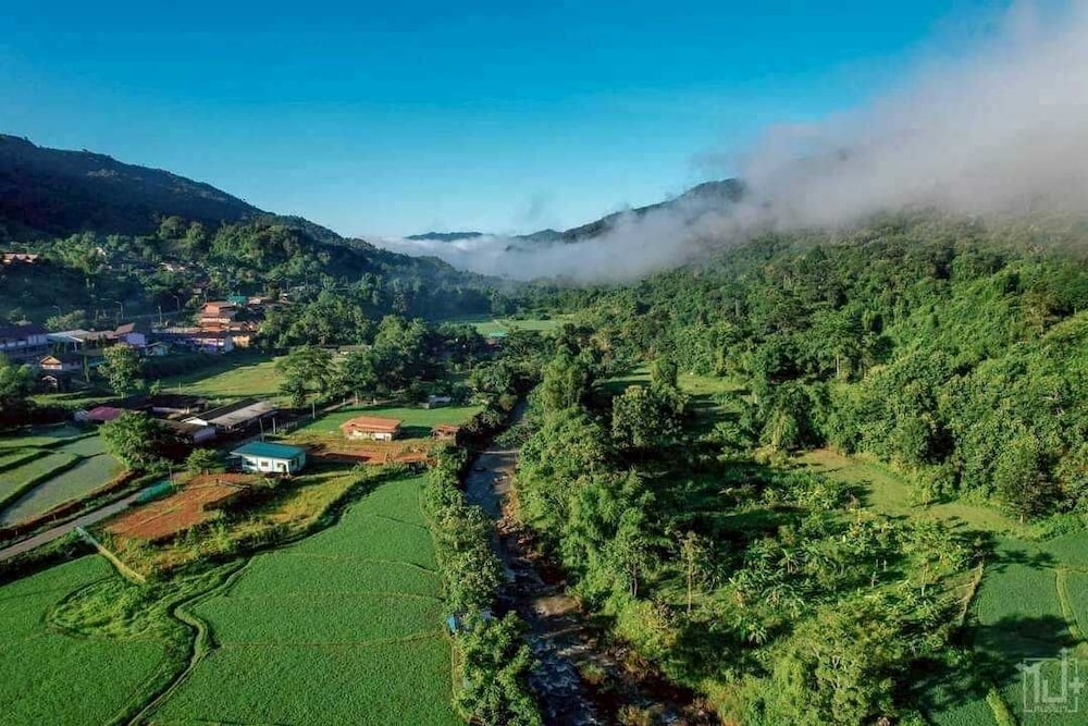 Lomhaijai Homestay