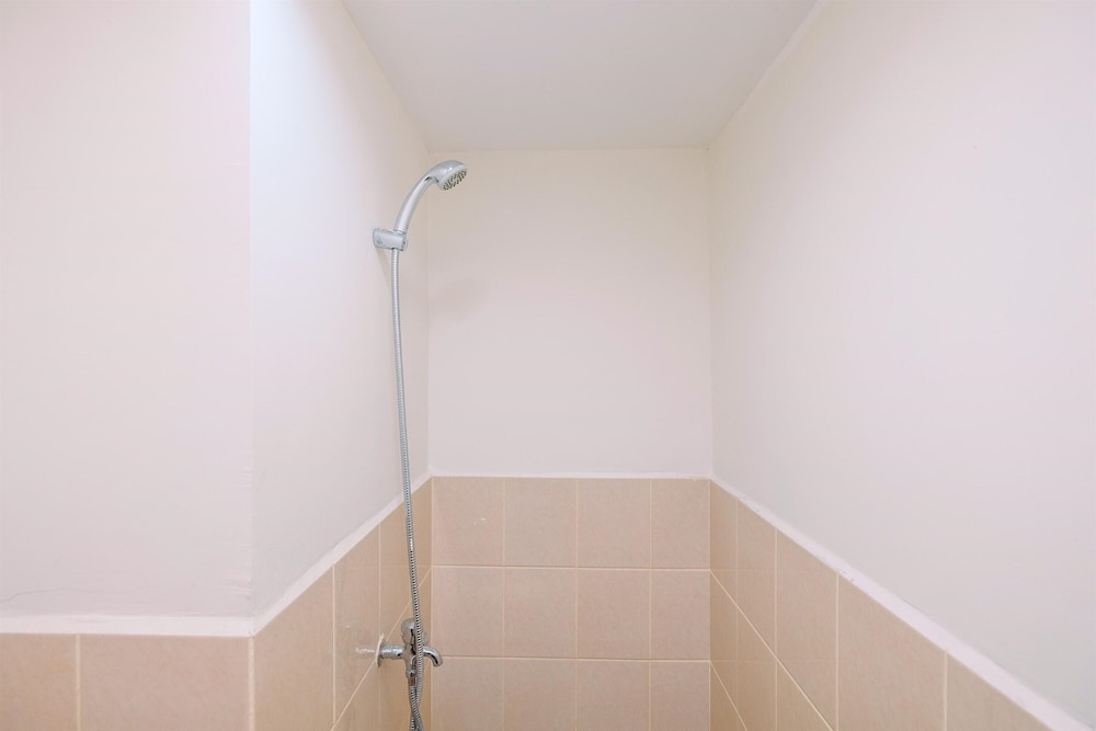 Well Designed and Comfy Studio at Podomoro Golf View Apartment