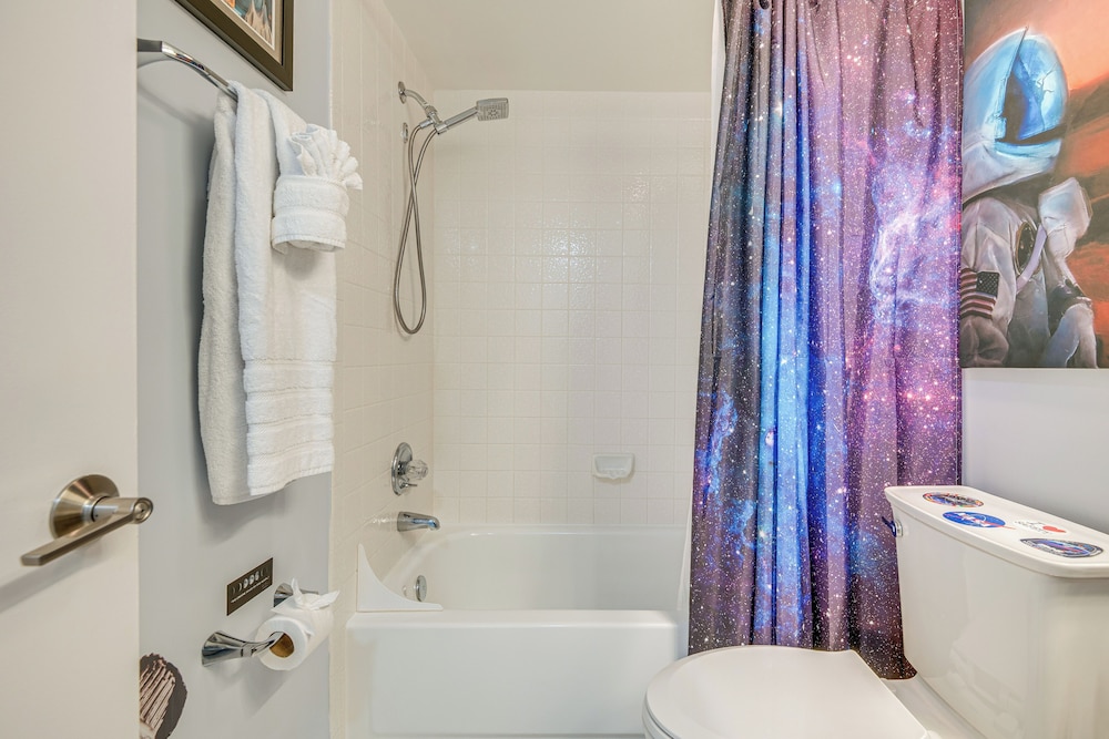 Pool Access: Beachfront Condo in Cape Canaveral!