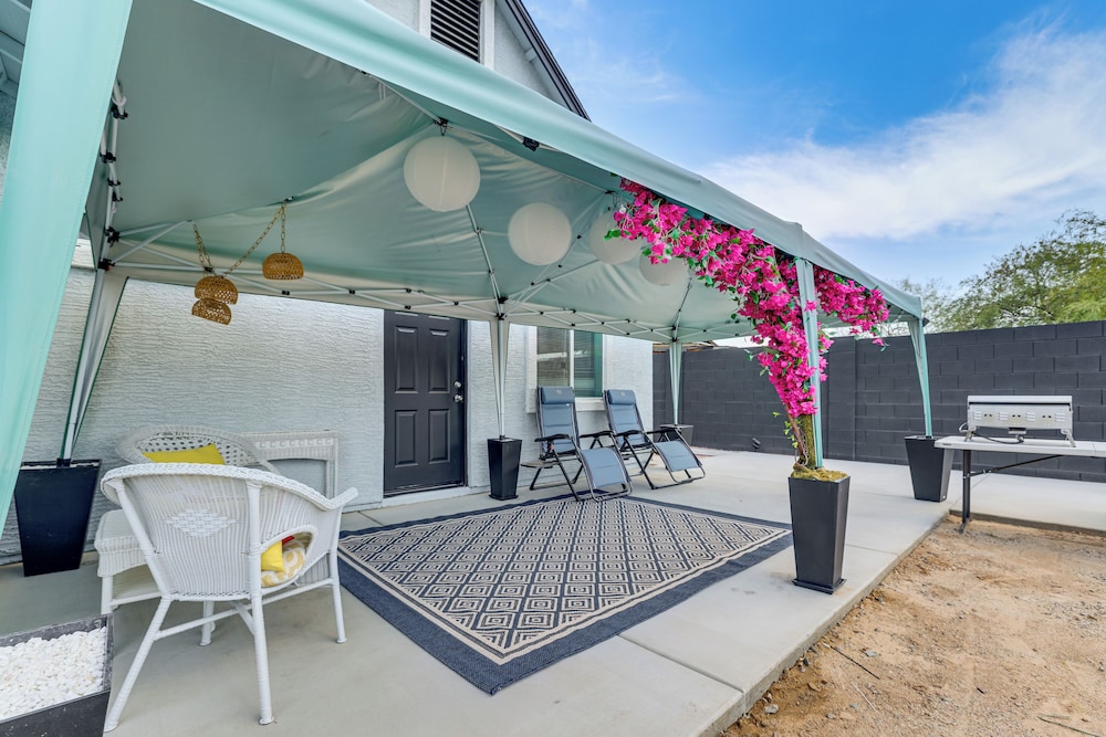 6 Mi to Dtwn Tempe: Pet-friendly Retreat w/ Yard!, photo 10