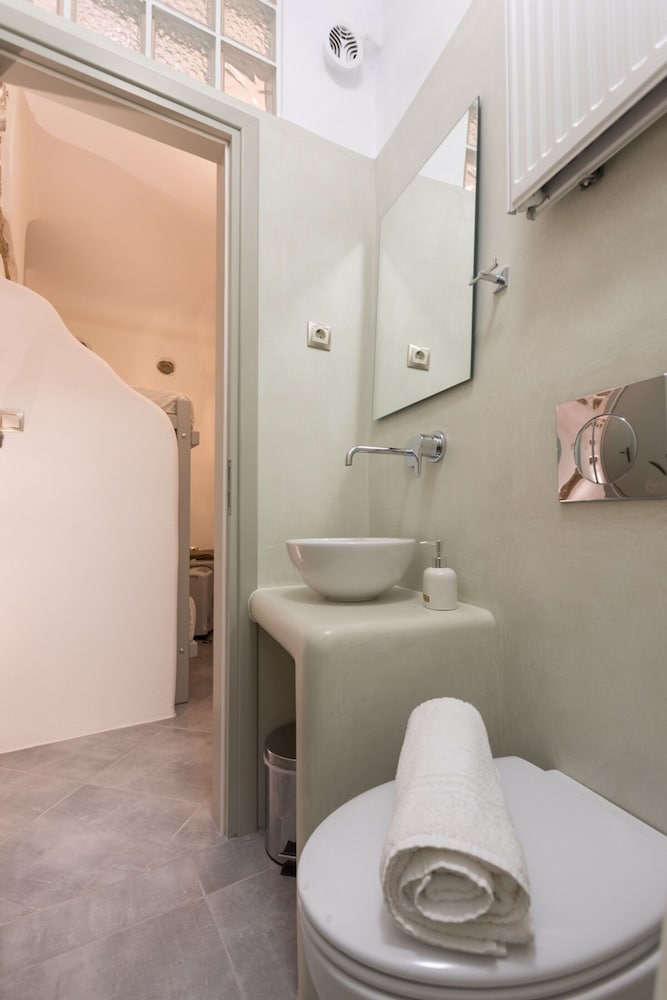Marina s Traditional Stone House