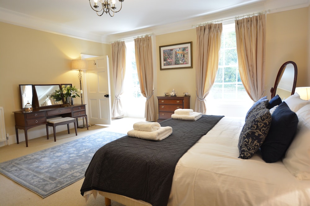 Henstead Hall