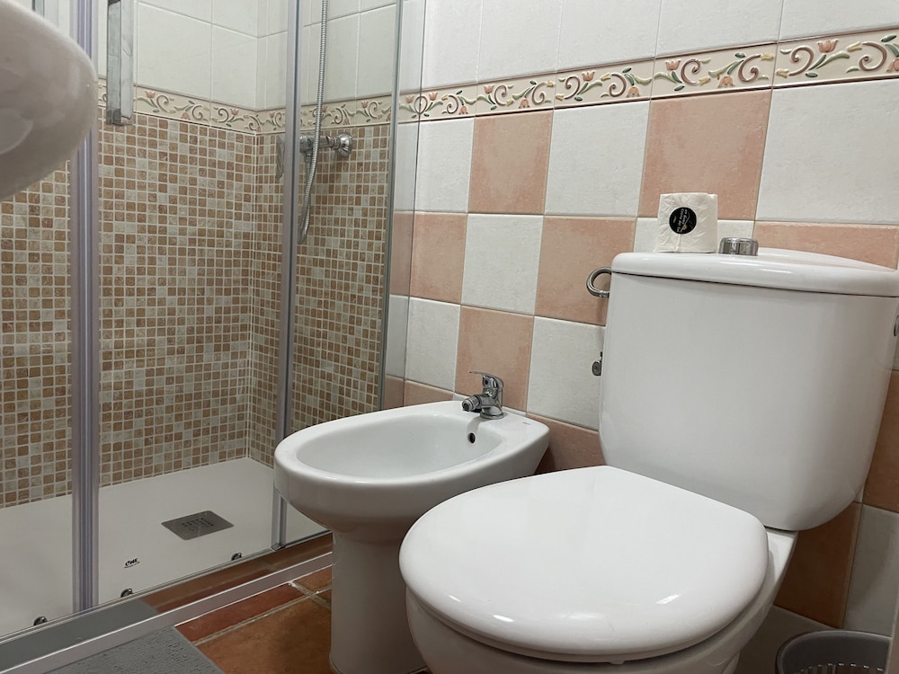 Casa Paquita con Piscina Privada en Maro By At Hom