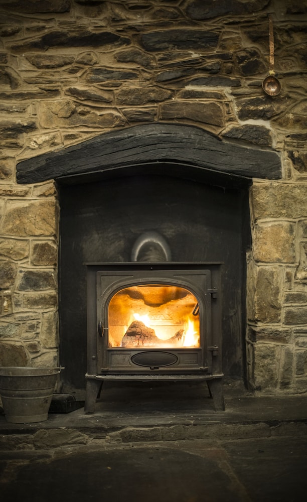 Trewern Arms Hotel