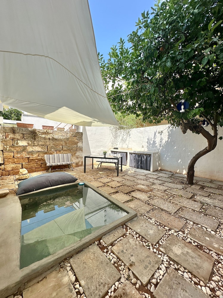 Lu Parmientu With 1 Bedrooms and 1 Bathrooms