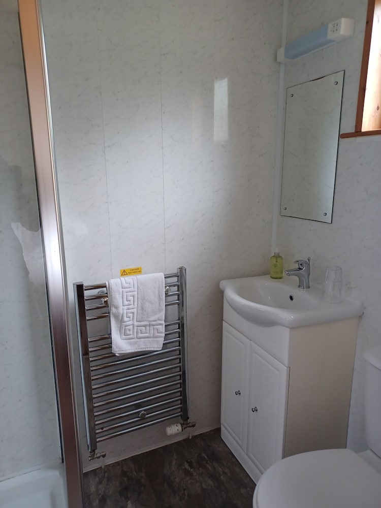 Green View Lodges
