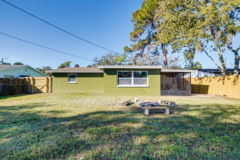 2 Mi to Gulf! Pet-friendly Home in New Port Richey