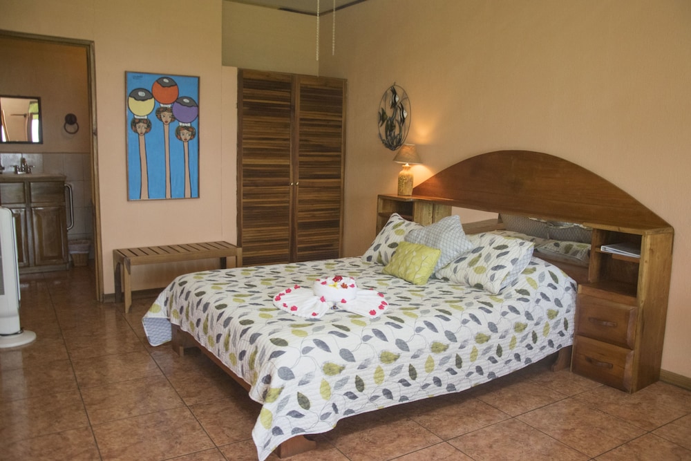 Nepenthe B&B