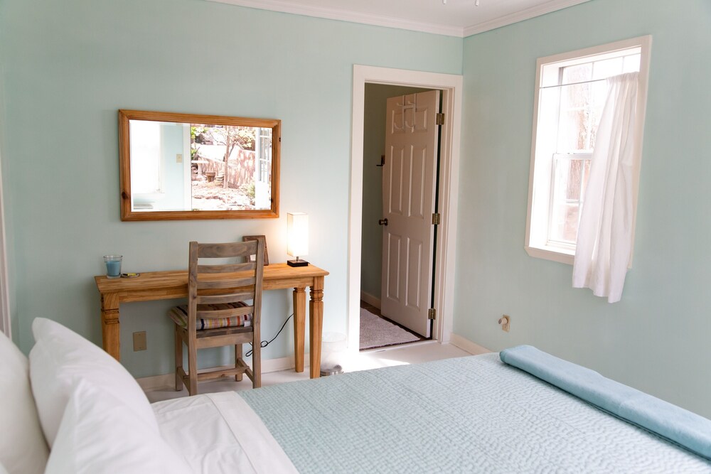 The Blue Room - Charming Studio, Great Location!  by RedAwning view 2