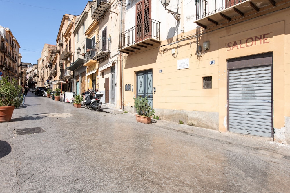 Ci Capo 3 by Wonderful Italy
