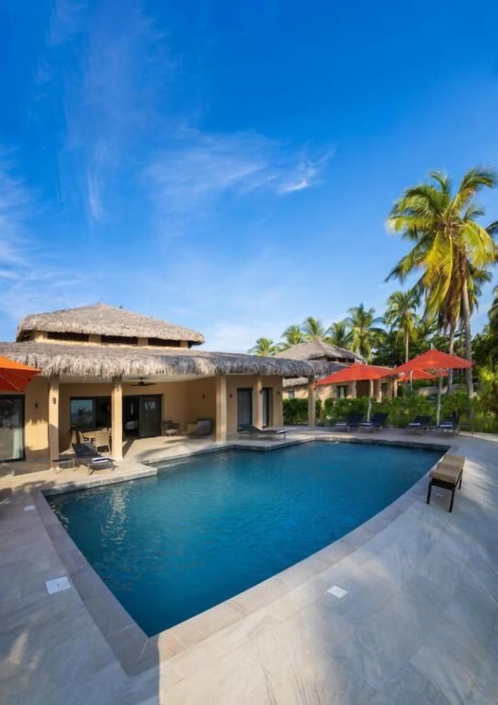 Alma Villa