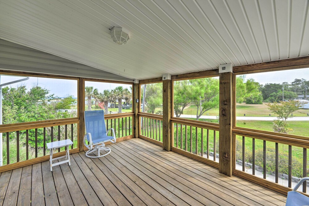 Waterfront Harkers Island Home: Sunset View & Dock view 5