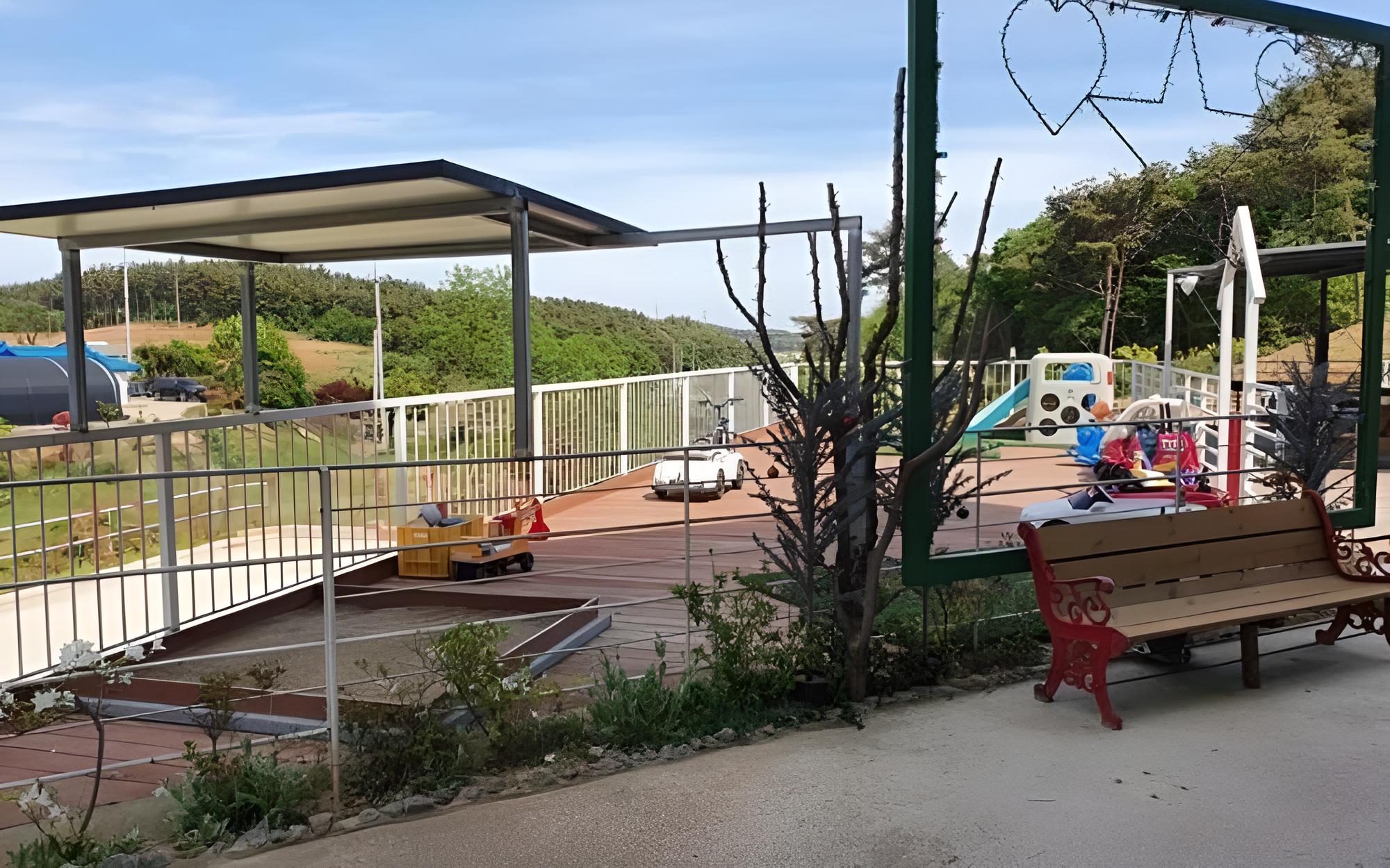 Taean Laboom Pension view 3