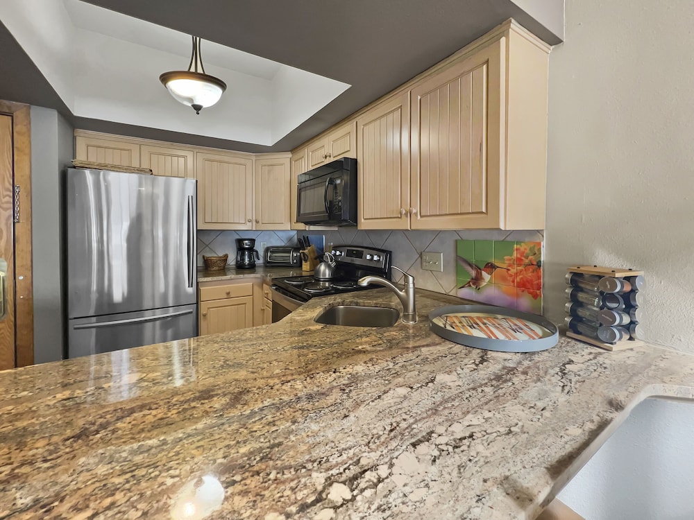 Pet Friendly Ski-In Ski-Out Right By The Lift and Golf Course - FP310 by Redawning
