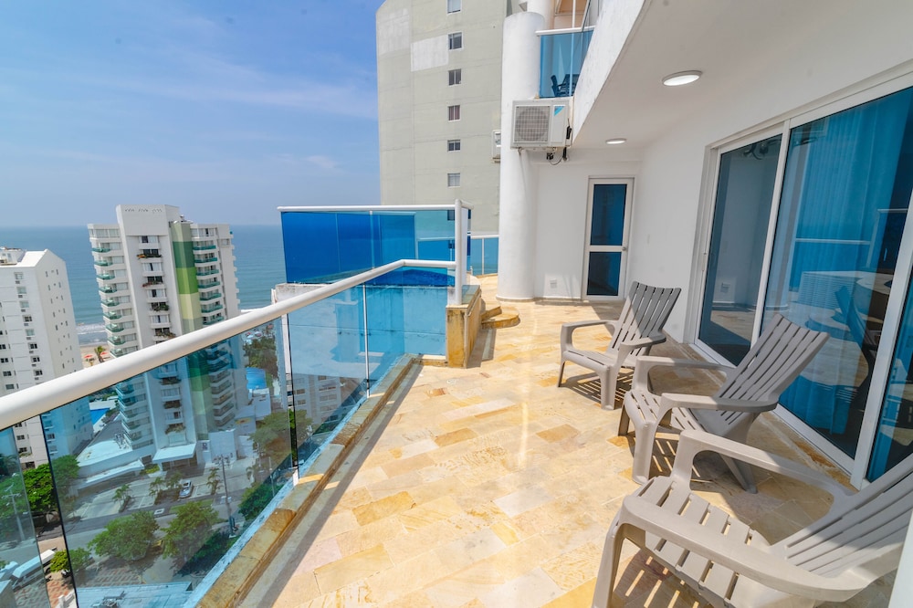 Photo 19 sur 89 de Apartamentos Unik Cartagena Edificio Poseidón