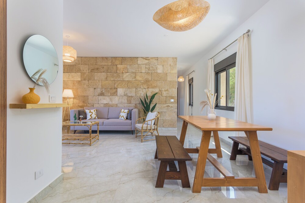 Glow Studios & Apartments in Batroun