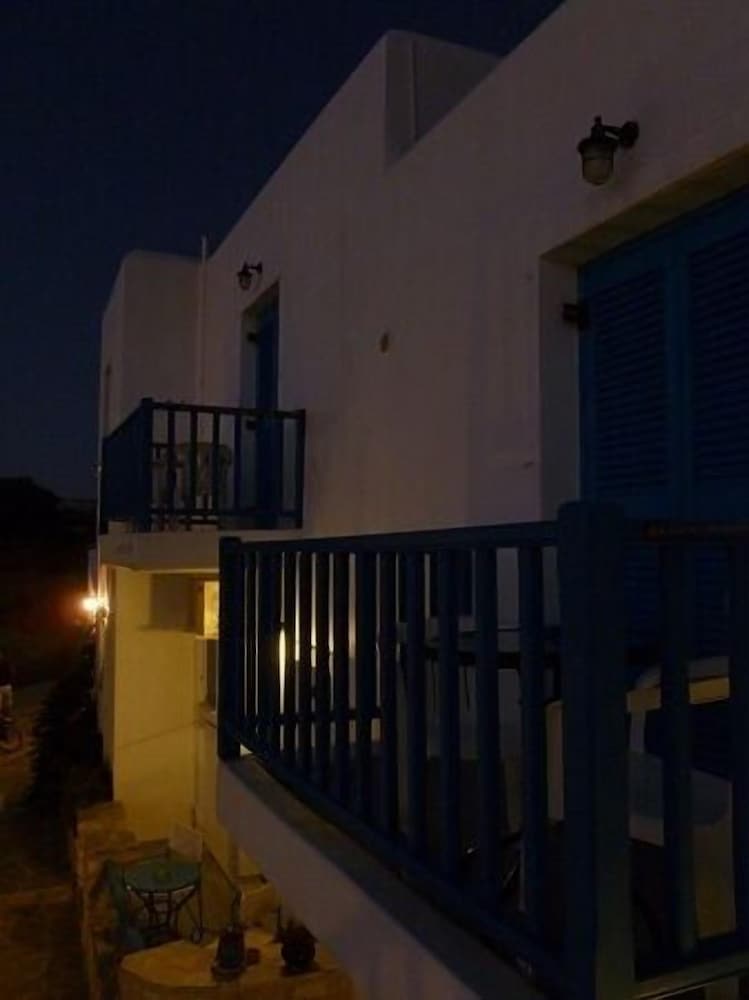 Ioanna Rooms