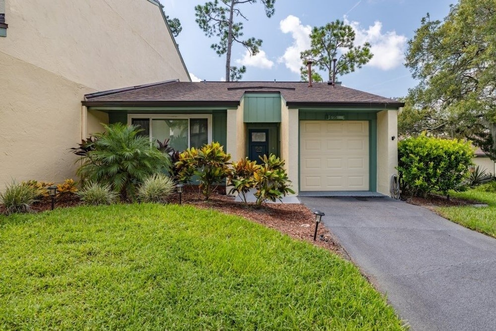 Beautifully Decorated Townhome In Sugar Mill Nsb 2 Bedroom Townhouse