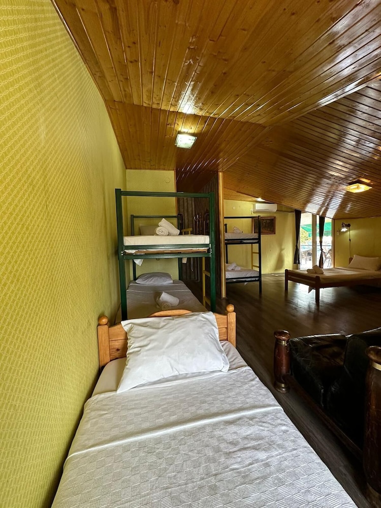 Odelia hostel