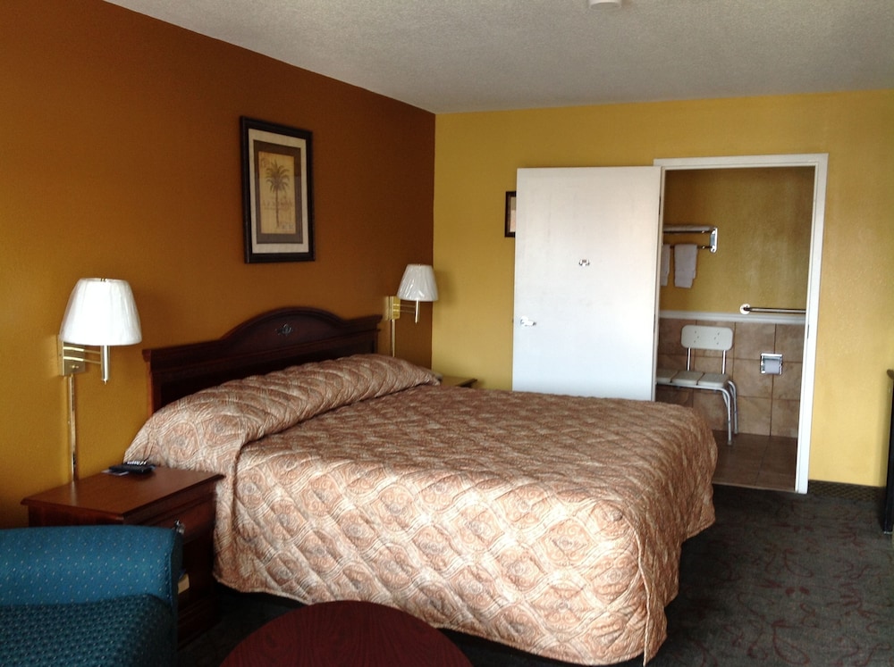 Colonial Inn & Suites /Airport/Graceland, photo 26
