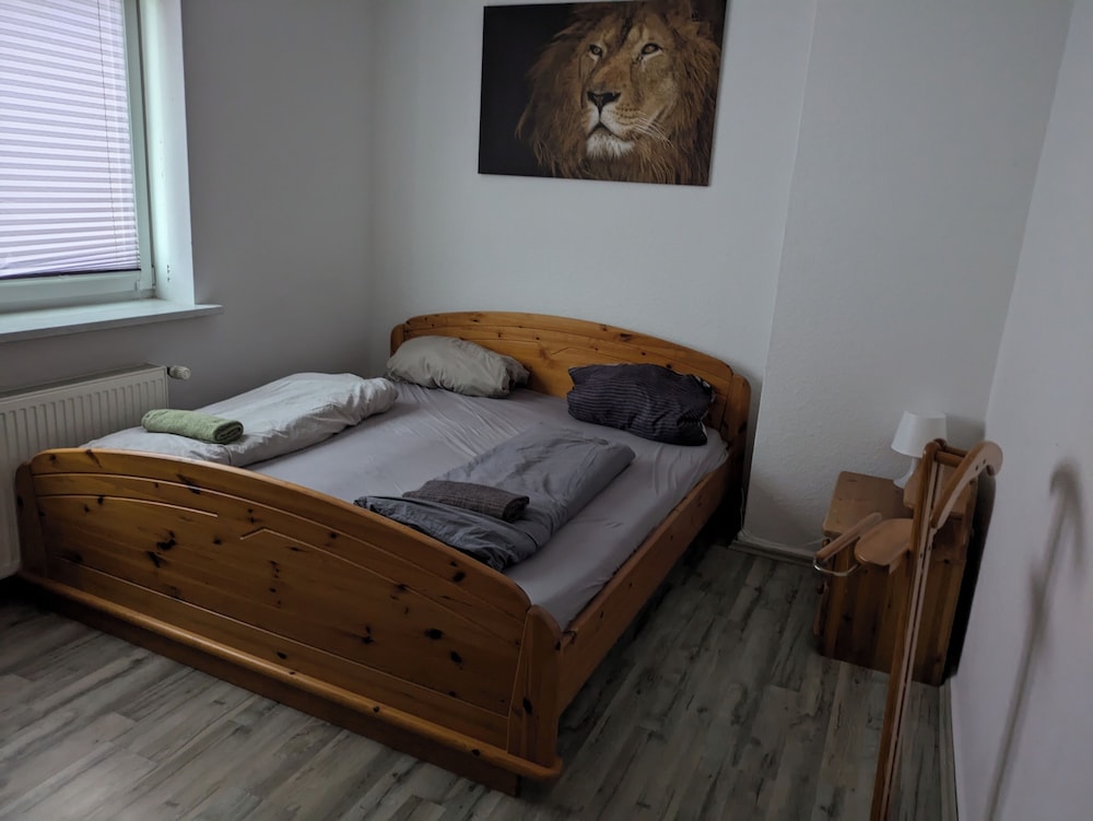 NestOaseWHV Zimmer zw.City und Südstrand