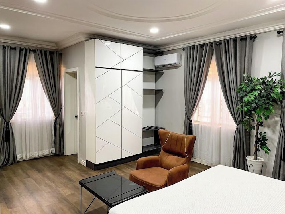 WHTYESCAPE SERVICED APARTMENTS