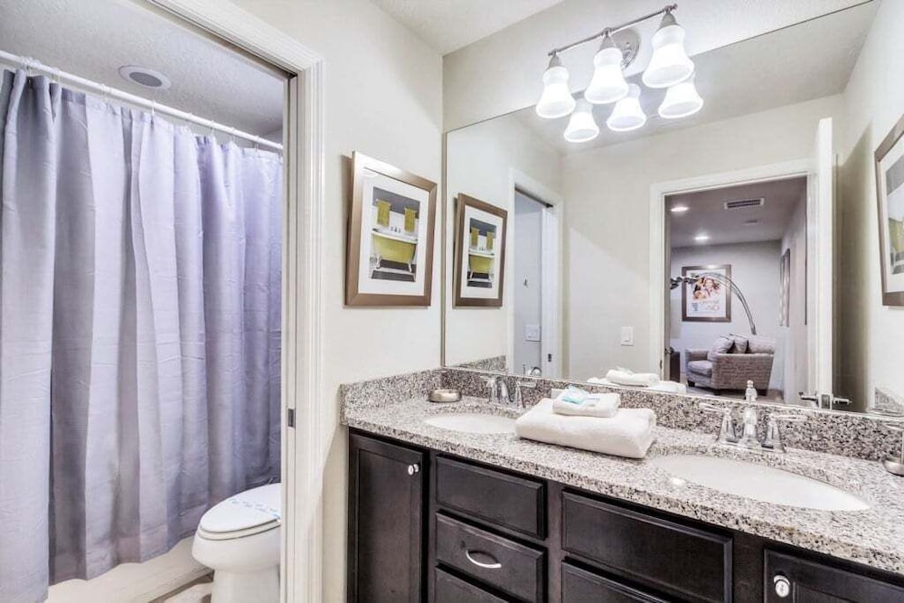 Beautiful Tranquil Relaxing Home With Private Pool 4 Bedroom Townhouse