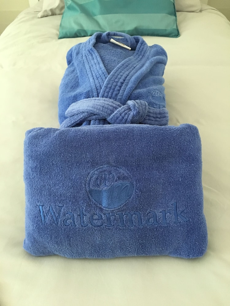 Watermark Waterfront Cottages