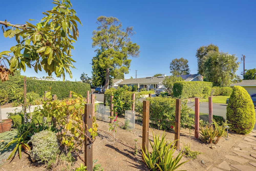 Mid Century Modern Gem w/ Pool in North Tustin