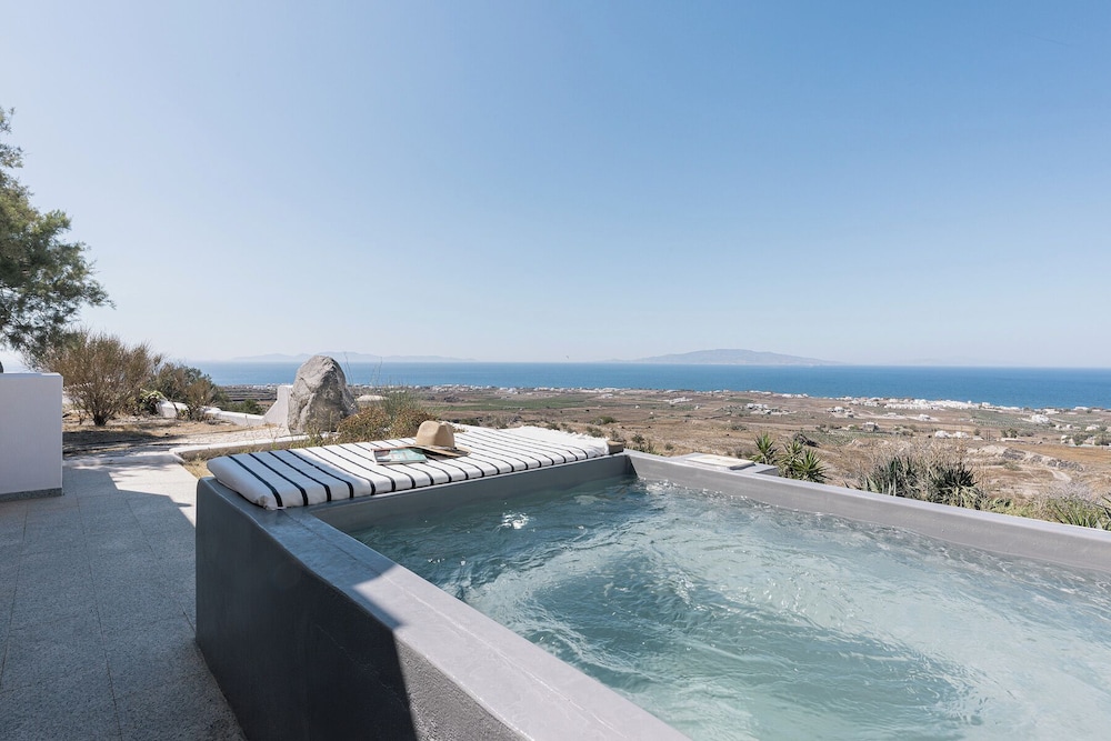 GTK Santorini Oia Sunset Villas