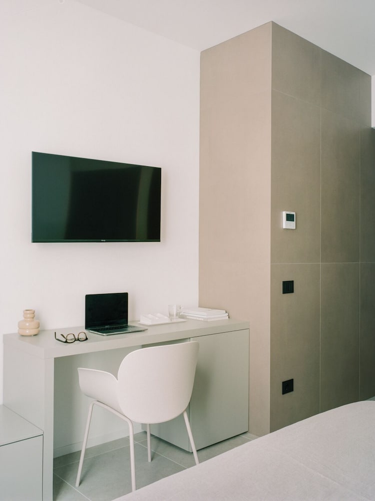 Santa Lucia Suites