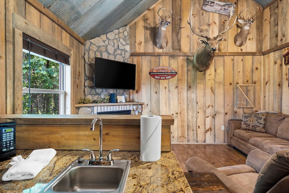 Antlers Point - Cabin for 4