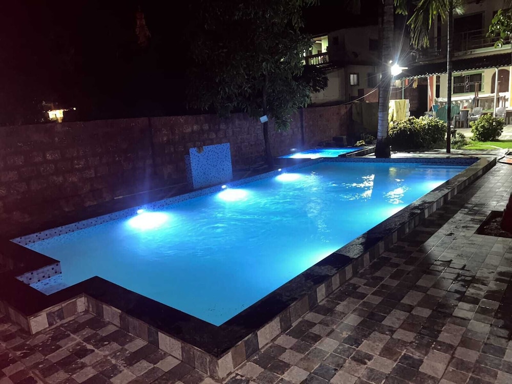 Shree Savali Resort