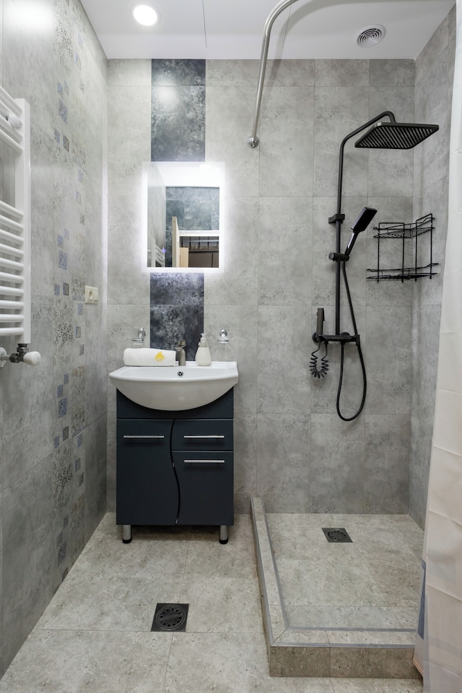 Apartment by Luxe Group XO222
