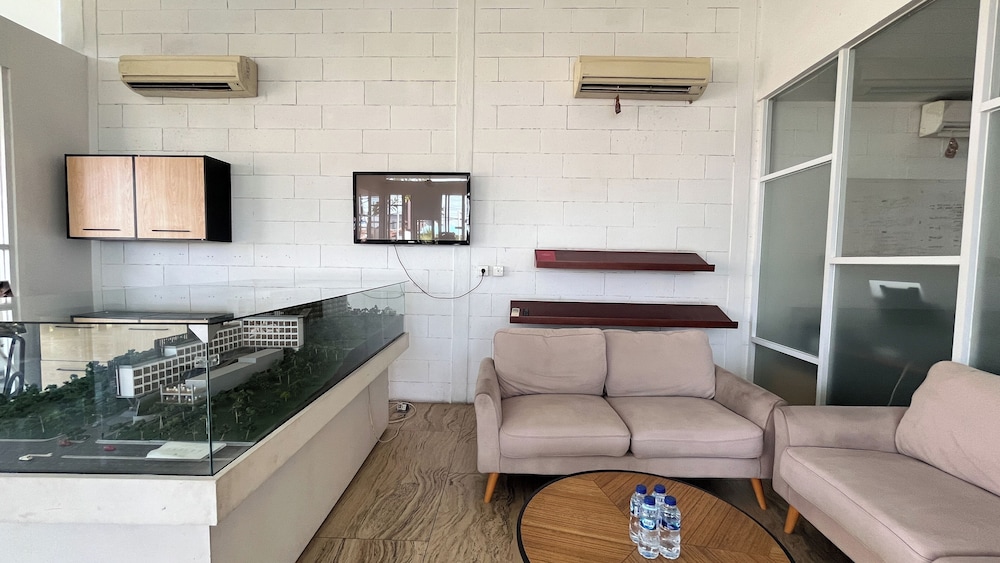 Stylish Studio (No Kitchen) Apartment At Skales Residence Nusa Dua Bali